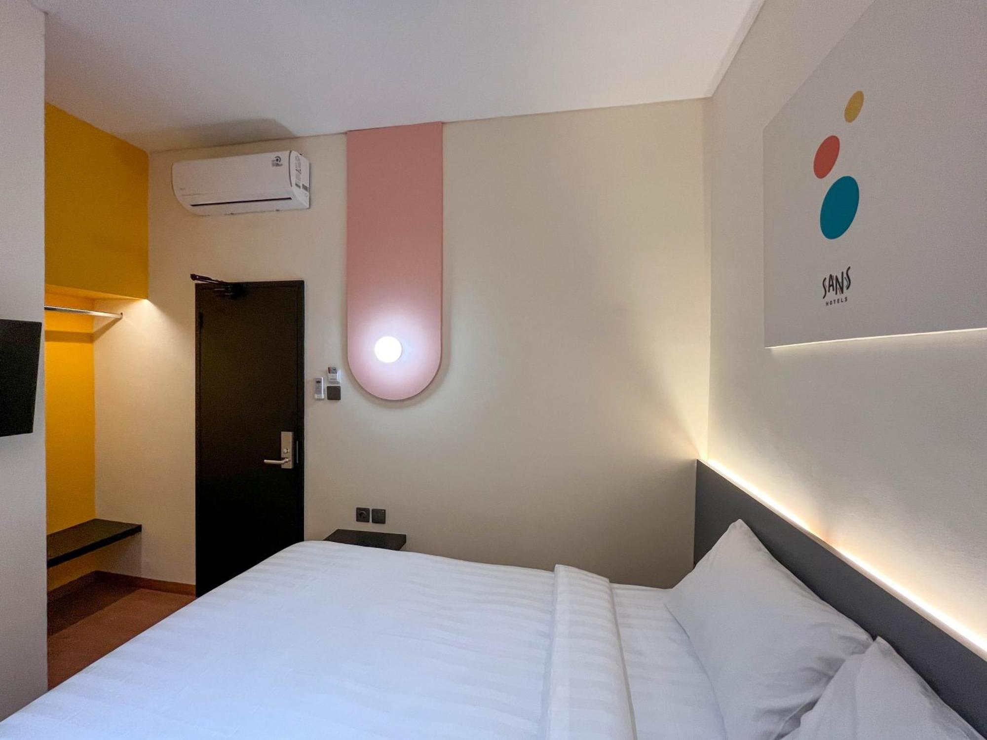 Sans Hotel Premiere Majapahit Σεμαράνγκ Εξωτερικό φωτογραφία