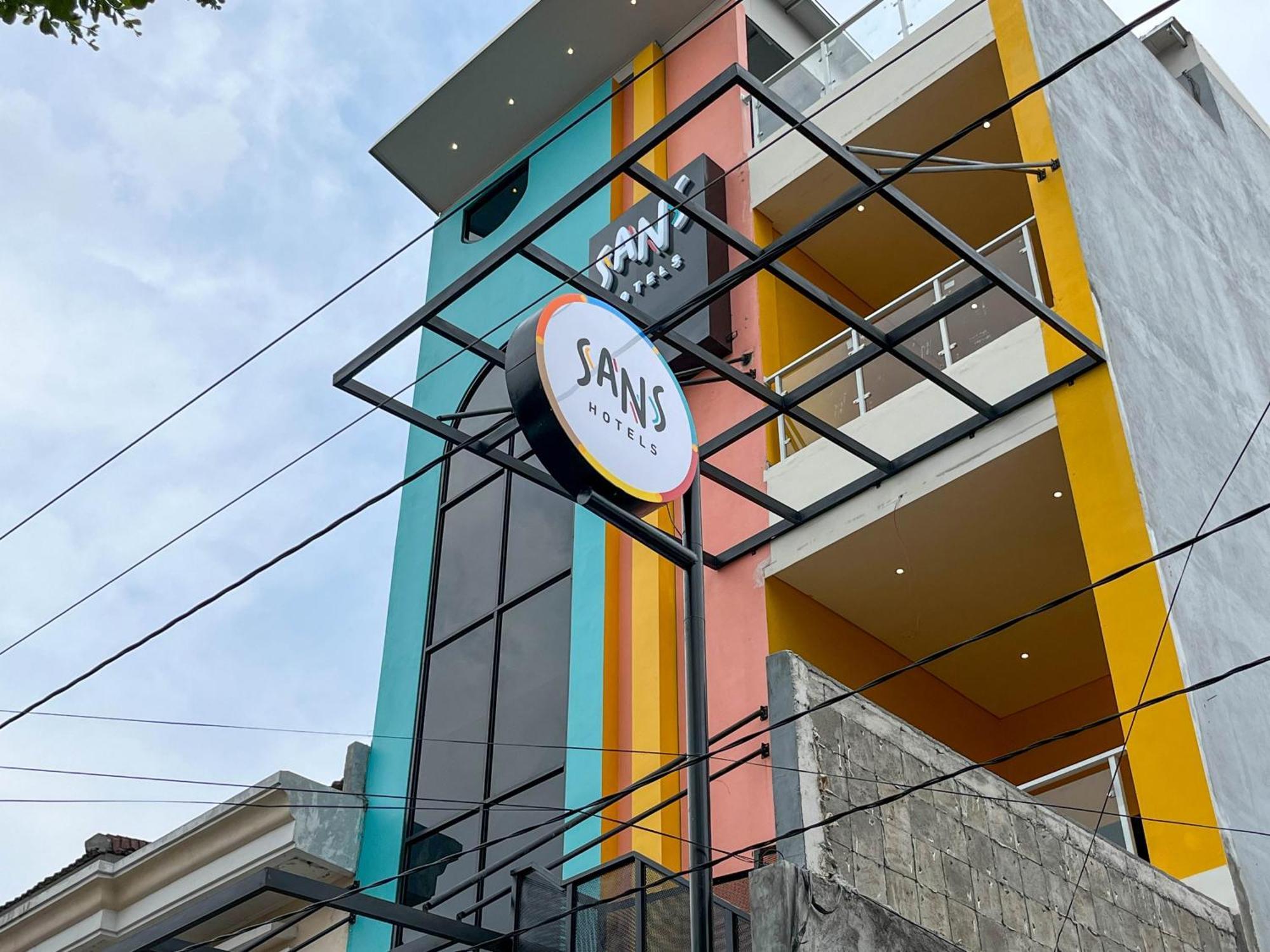 Sans Hotel Premiere Majapahit Σεμαράνγκ Εξωτερικό φωτογραφία