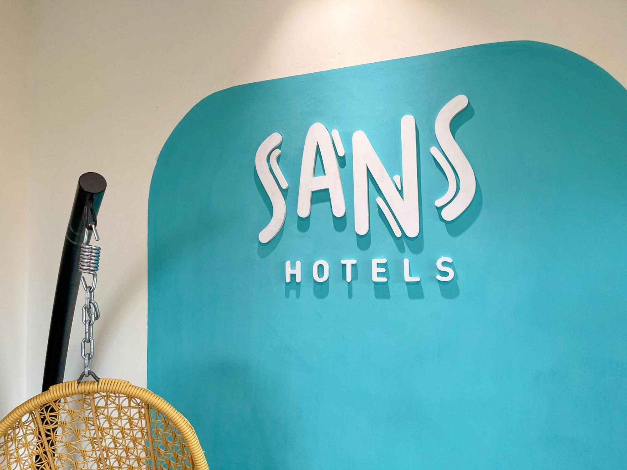 Sans Hotel Premiere Majapahit Σεμαράνγκ Εξωτερικό φωτογραφία