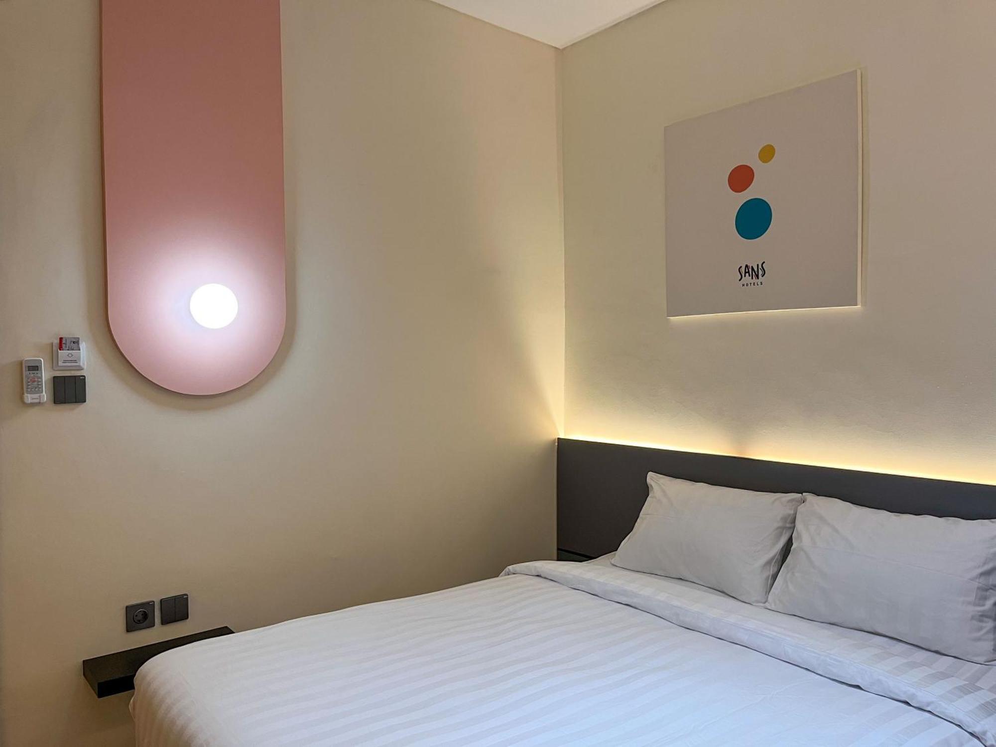 Sans Hotel Premiere Majapahit Σεμαράνγκ Εξωτερικό φωτογραφία