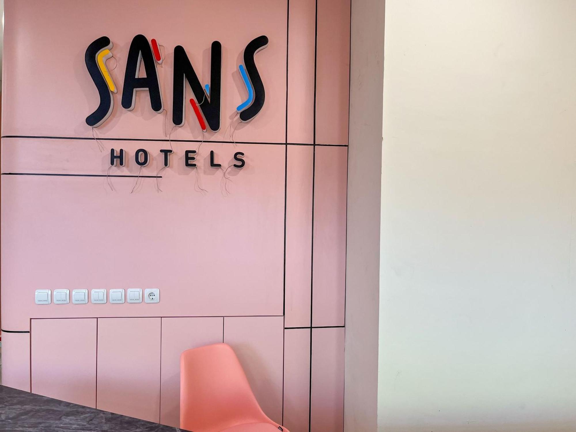 Sans Hotel Premiere Majapahit Σεμαράνγκ Εξωτερικό φωτογραφία